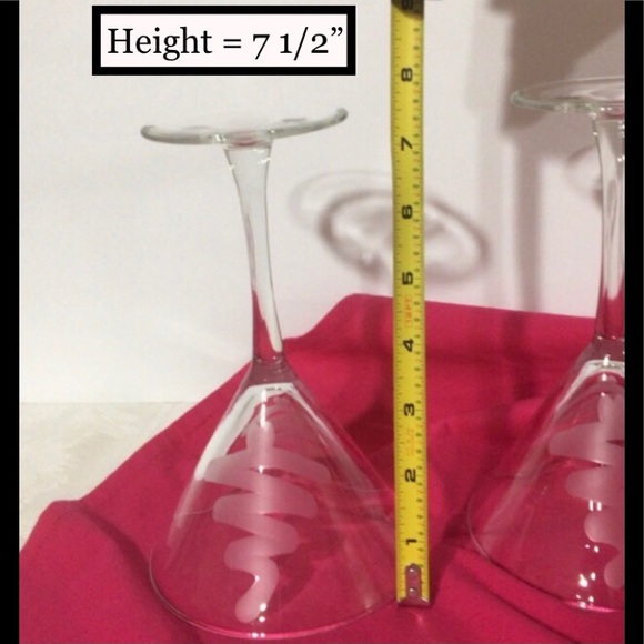 Two (2) Etched Christmas Tree Design 8.5 oz. Martini Glasses - Picture 8 of 9